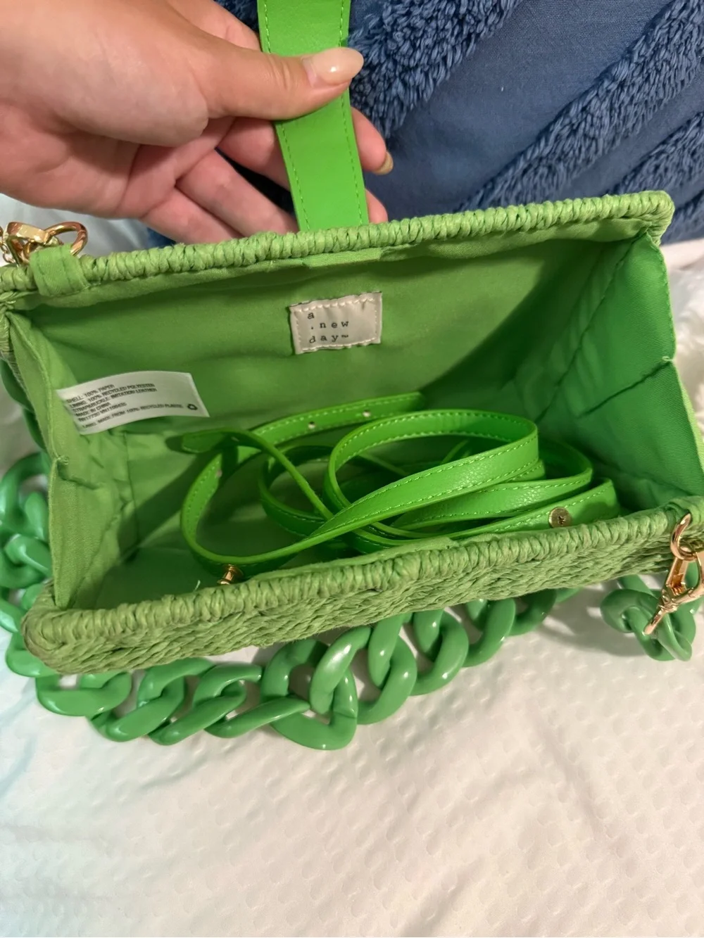 Green Woven Crossbody Bag with Chunky Chain Strap